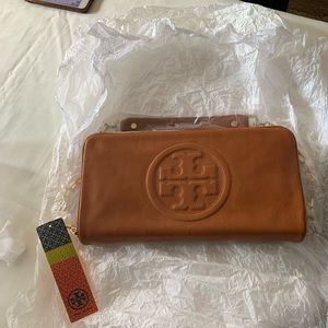 Tory burch bombe reva clutch (brown)